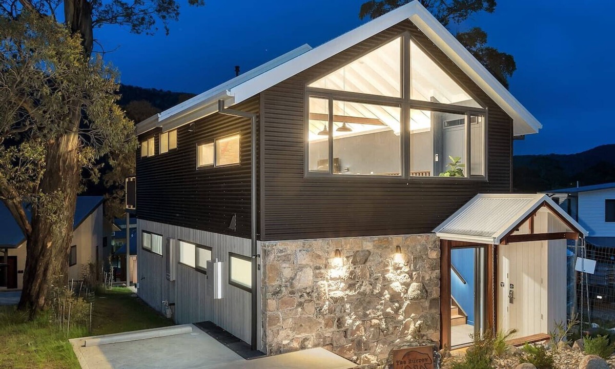 Lake Crackenback Ski Chalet | The Burrow | Crackenback | Perfect Private Escape