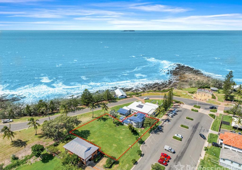 Emu Park House | The Castaway