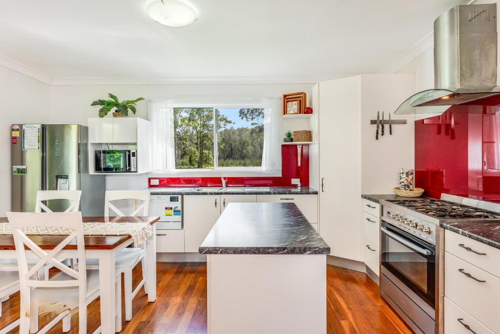 Mylestom Apartment | The Fig Cabin 3