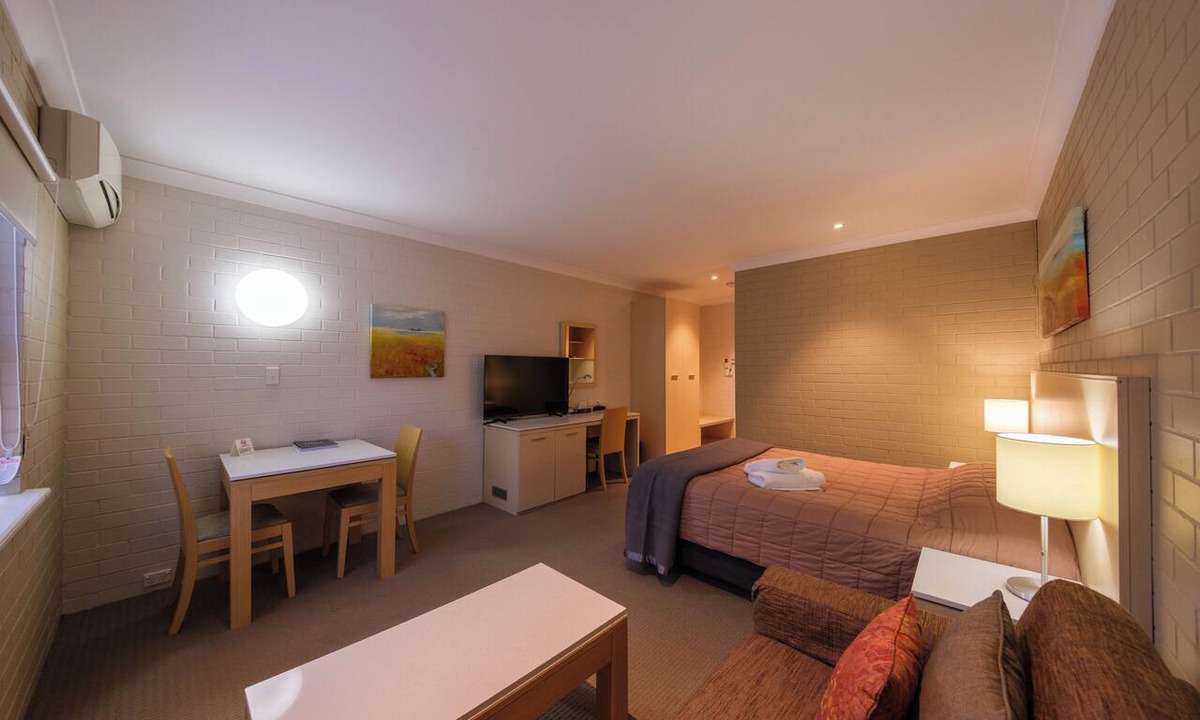 Bowral Hotel | The Imperial Motel