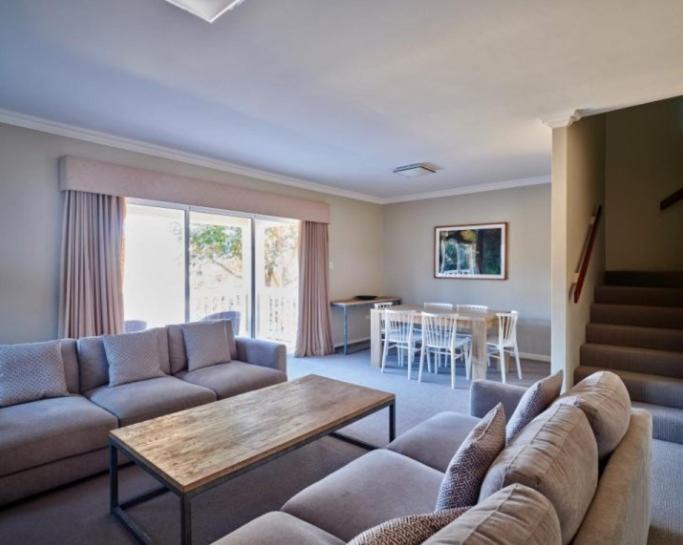 Mindarie Hotel | The Marina Hotel - Mindarie