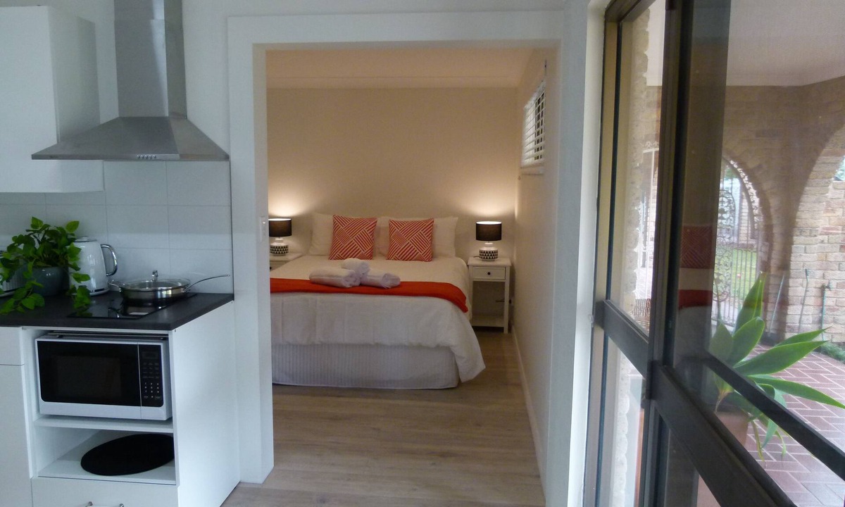 Sanctuary Point Bed & Breakfast | The Sanctuary at Paradise Beach