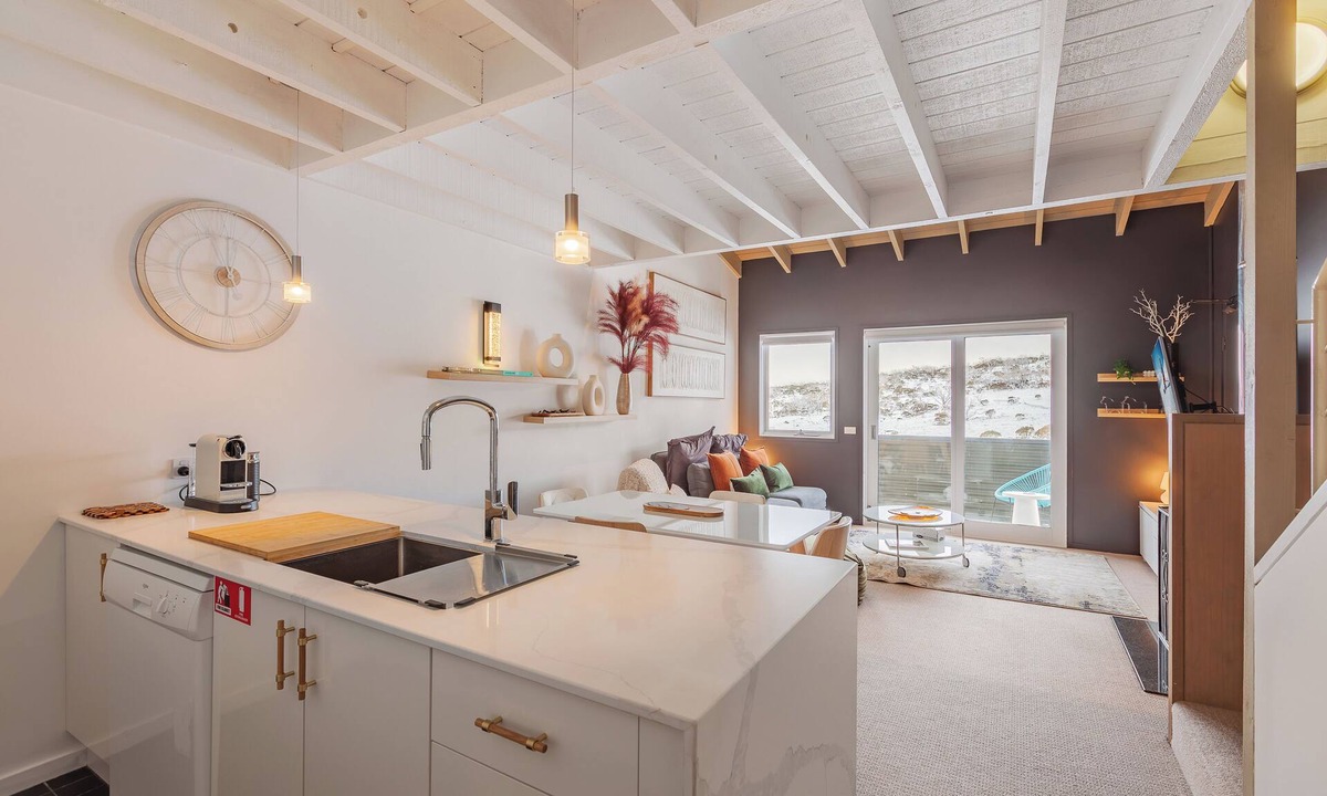 Perisher Valley Resort | The Stables Resort Perisher - Open All Year