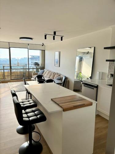 Spring Hill Apartment | The Summit Apartments - Spacious 9th floor apartment