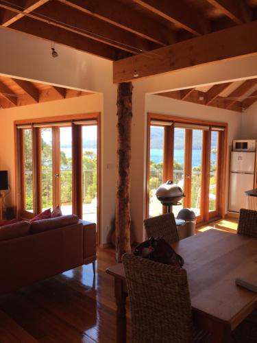 Alonnah House | The Tree House
