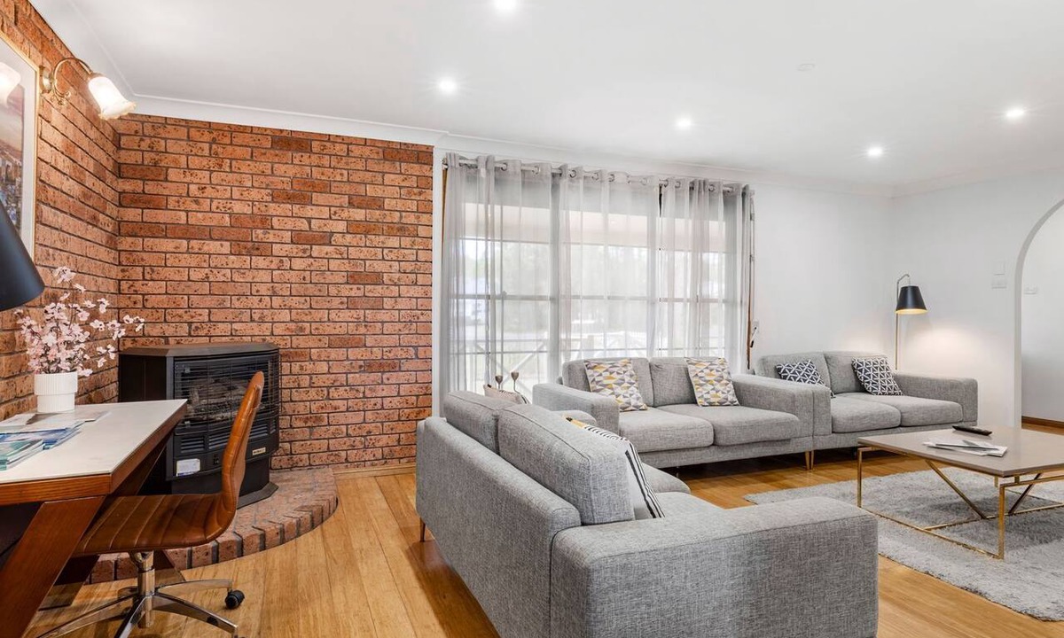 Culburra Beach House | The Waters Edge - Pet Friendly with Fire Pit