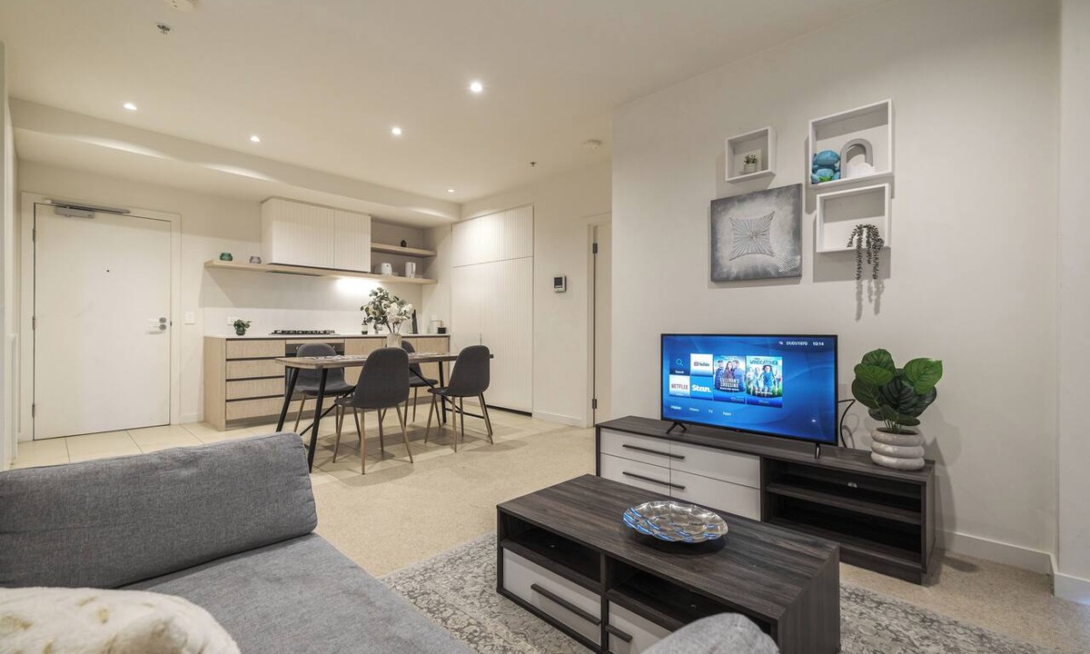 Caulfield North Apartment | This apartment is a 2 bedroom(s), 2 bathrooms, located in Caulfield North, VIC.