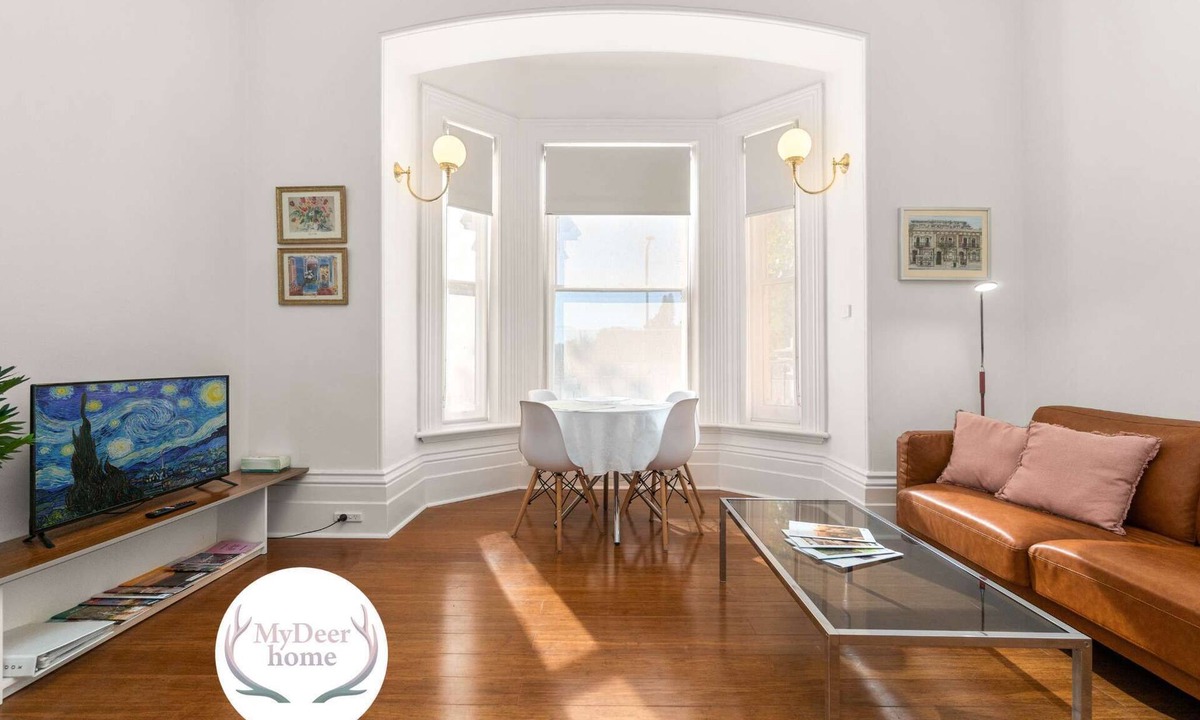 Adelaide Central Business District Apartment | Timeless CBD Sanctuary - 1BR - Heart of Adelaide