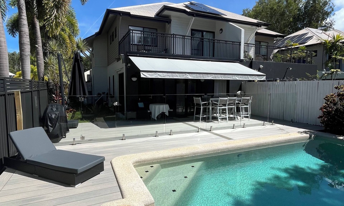 Clifton Beach House | Tranquil Bali-Style 4 br lux beachside townhouse with own pool