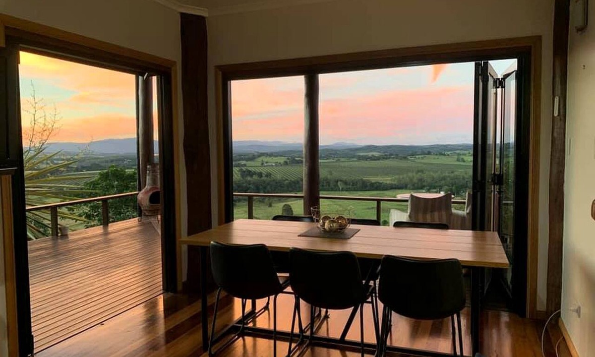 Peeramon Cabin | Tranquil Jungle Cabin for a Weekend Getaway in the Queensland Rainforest