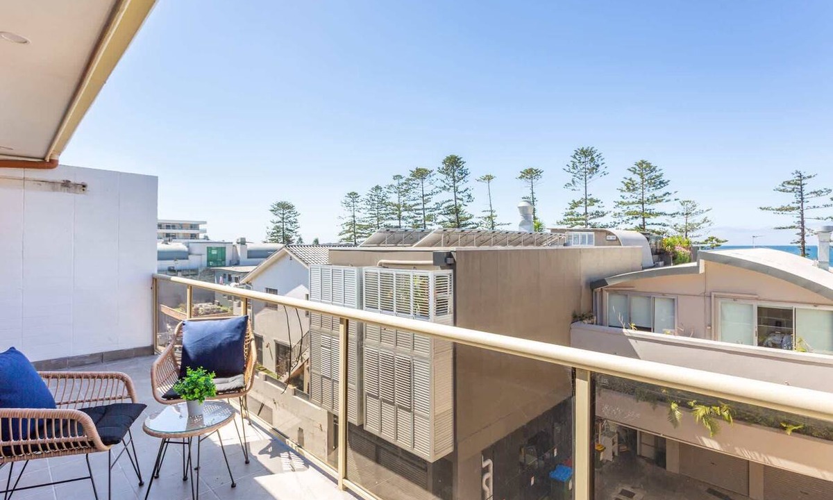 Dee Why Apartment | Trendy Apartment on Dee Why Beach