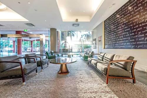 Darwin City Centre Apartment | Two Adjacent King Suites with a Breezy Balcony