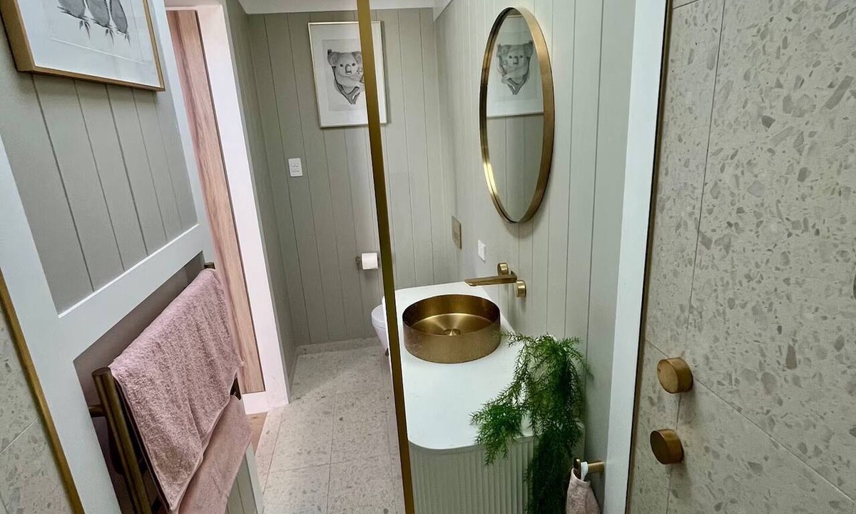 Diamond Beach House | Two Birds Retreat - Poolside Bungalow (Adult Only)