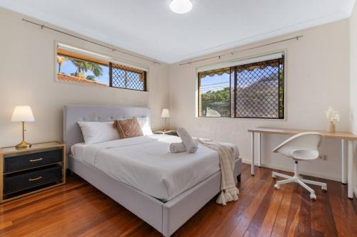 Robertson House | Unbeatable Value Group Family Roomy Convenient
