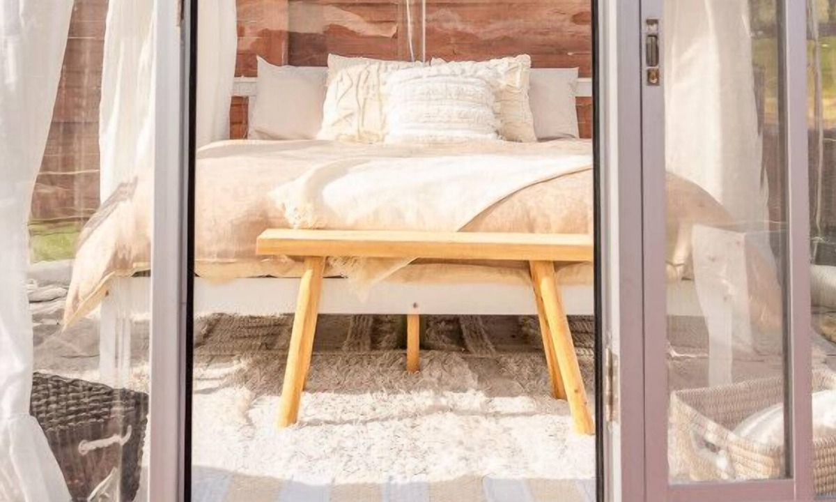 Mount Vincent House | Unique Luxury Bubble Hotel - Stargazing Oasis