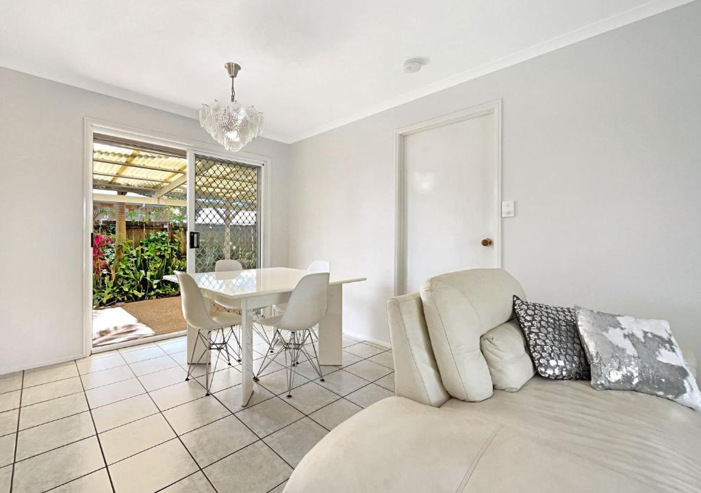 Marcoola Apartment | Unit 1 18 Lorraine Avenue