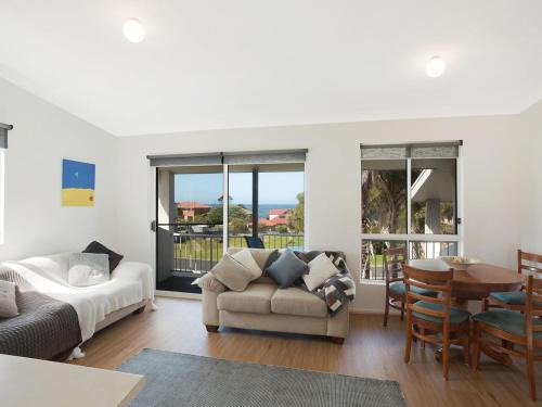 Dalmeny Apartment | Unit 2 43 Noble Parade Dalmeny