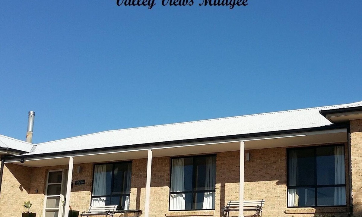 Grattai House | Valley Views- Your Private Mudgee Country Escape