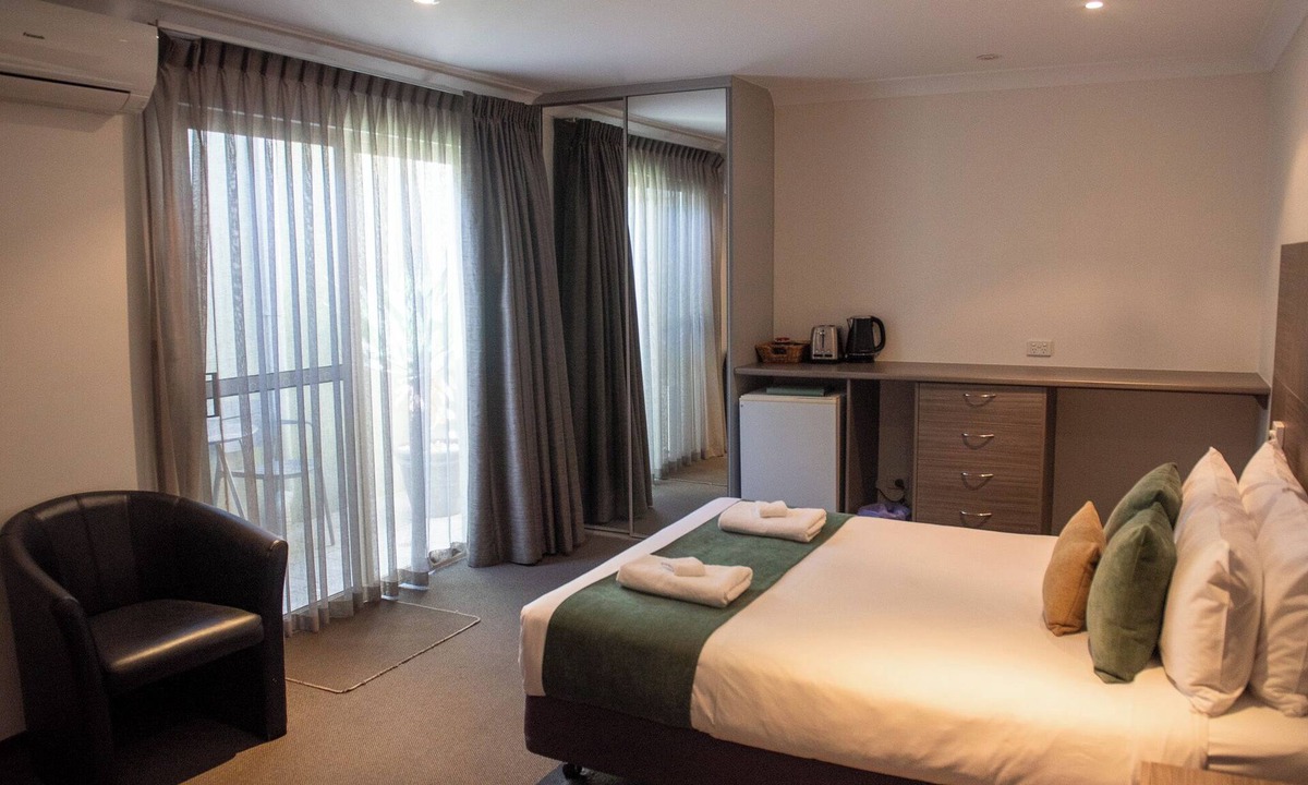 Strathalbyn Hotel | Victoria Hotel - Strathalbyn