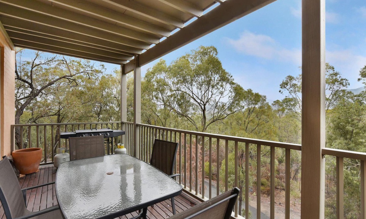 Pokolbin Villa | Villa 2br Provence Villa located within Cypress Lakes Resort