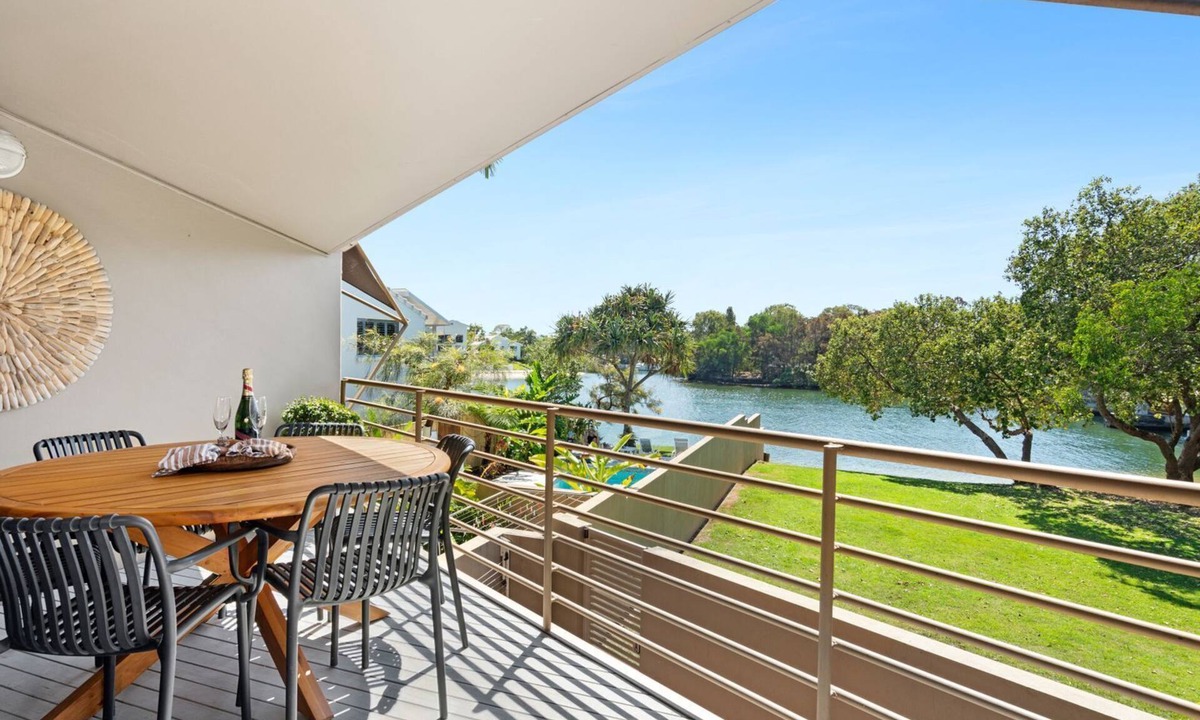 Noosaville Apartment | Villa Marina 2 Noosaville