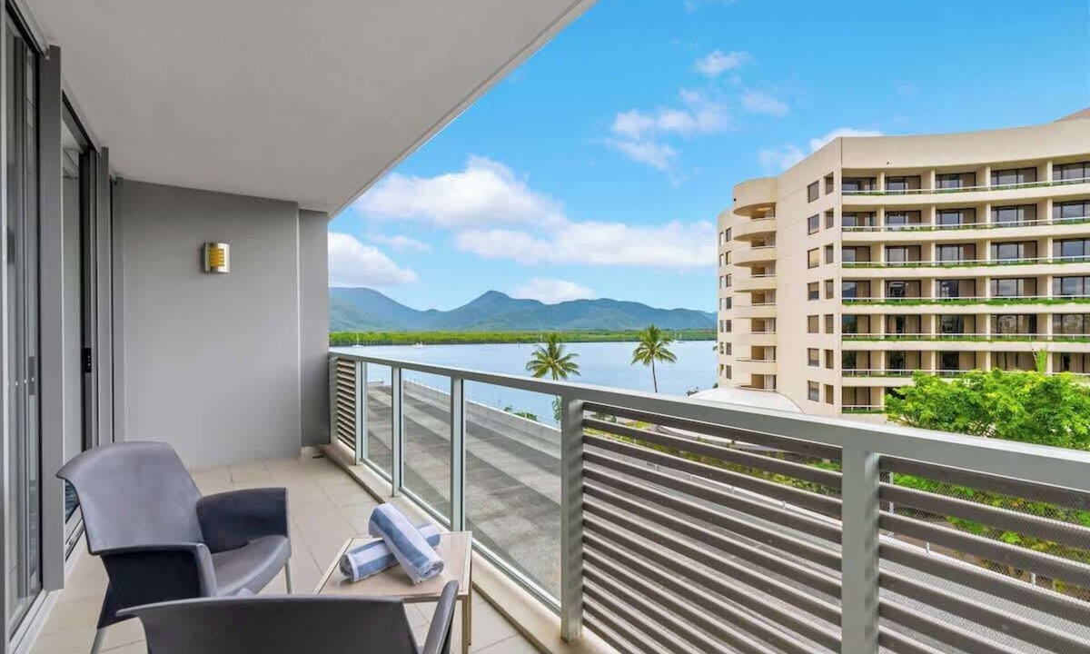 Cairns Central Business District Apartment | Waterfront at Harbour Light—Generous Space & Views