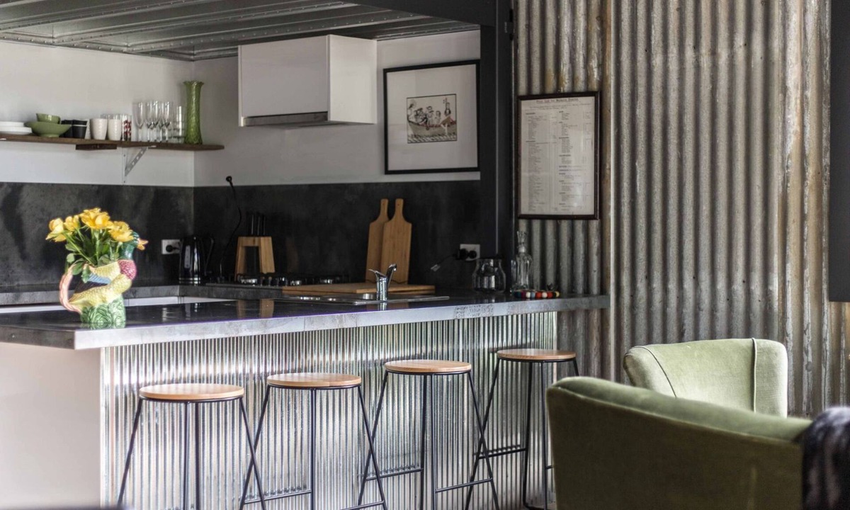Robertson Cottage | WATERSHED Robertson - a chic shed conversion