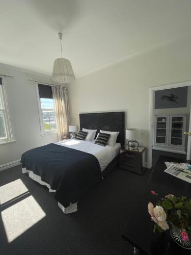 Ballarat House | Webster Terrace