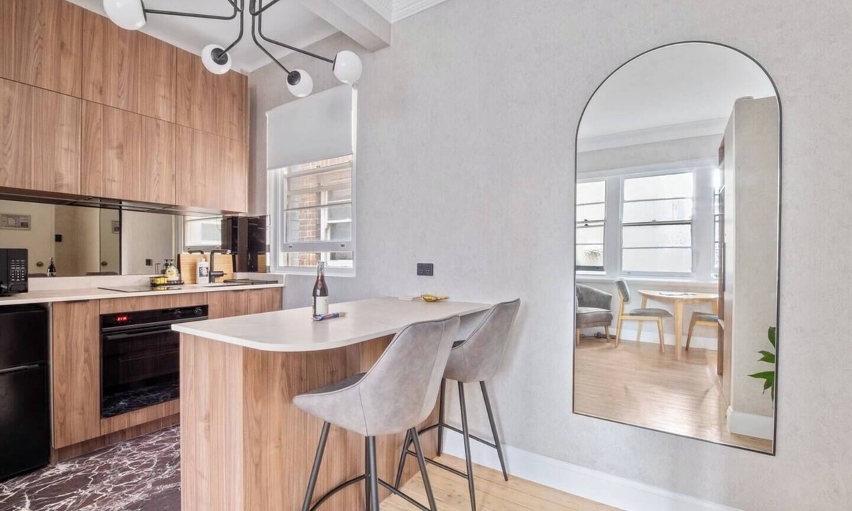 Elizabeth Bay Apartment | 'West End' - in the heart of Sydney, Potts Point