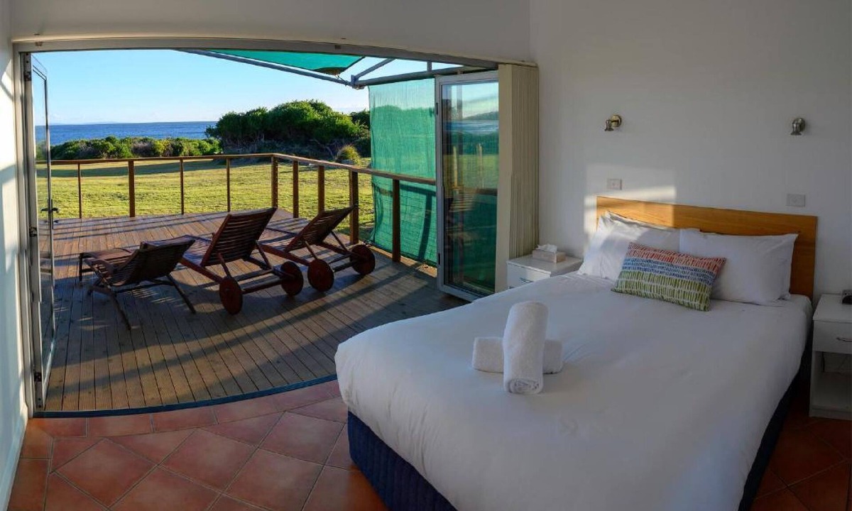 Four Mile Creek Resort | White Sands Estate