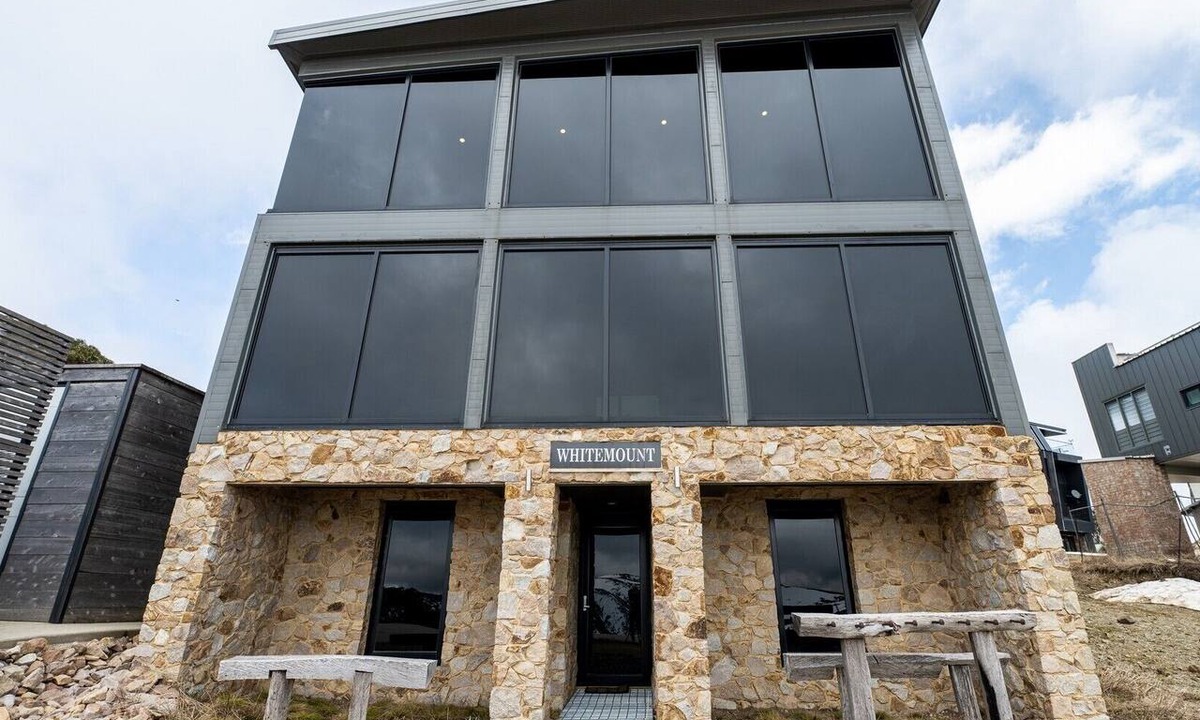 Hotham Heights Ski Chalet | Whitemount - Mt Hotham