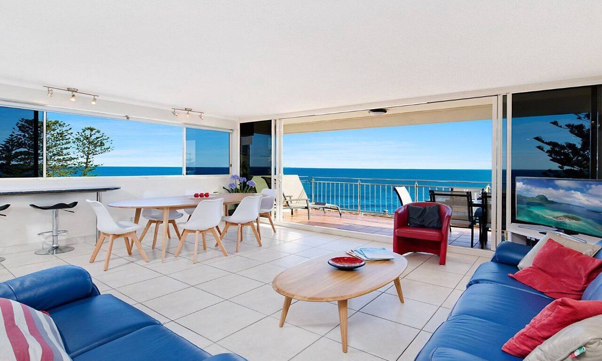 Kings Beach Apartment | Wickham Point Unit 6 Kings Beach QLD