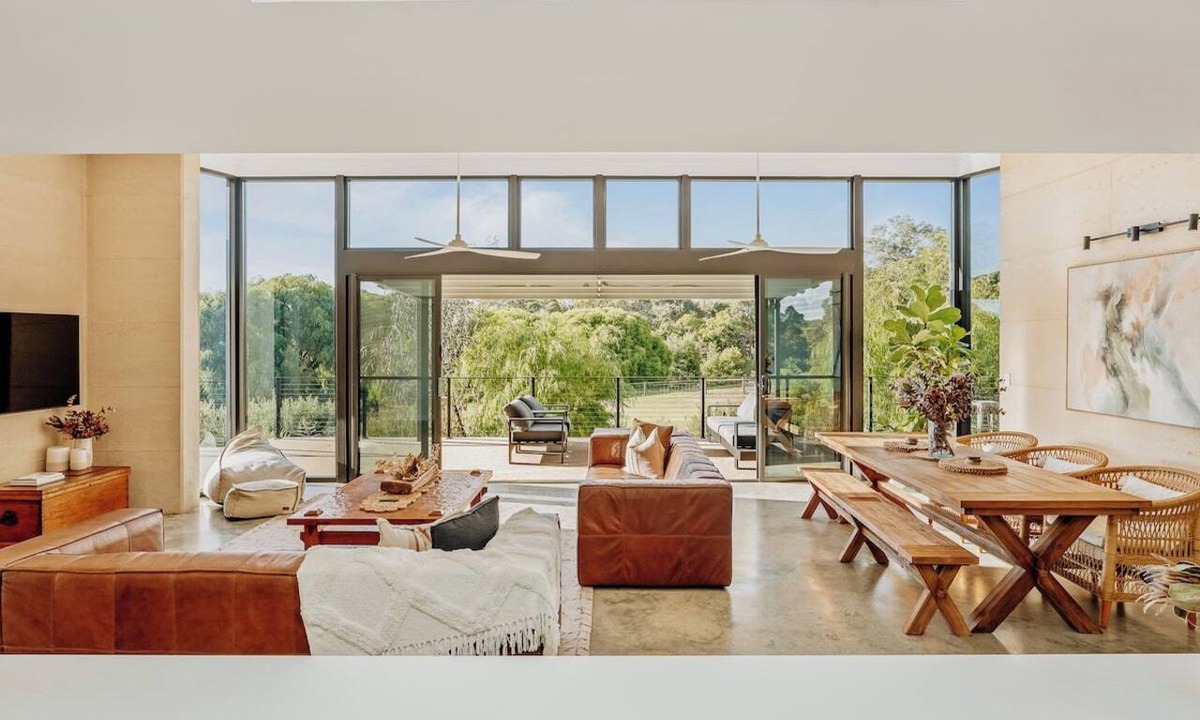 Yallingup Siding House | Wildwood—Luxe Vineyard Retreat with Tranquil Views