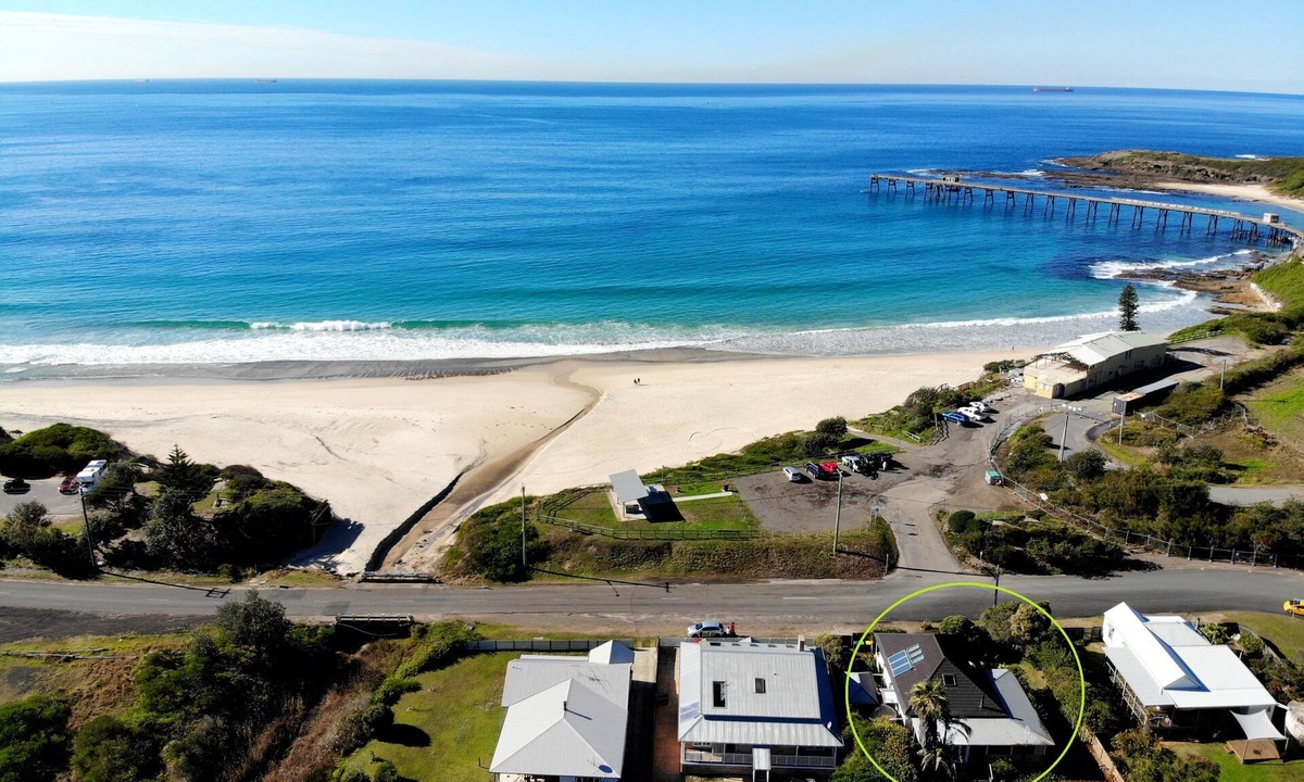 Catherine Hill Bay House | * Winter offer - three nights for the price of two! *