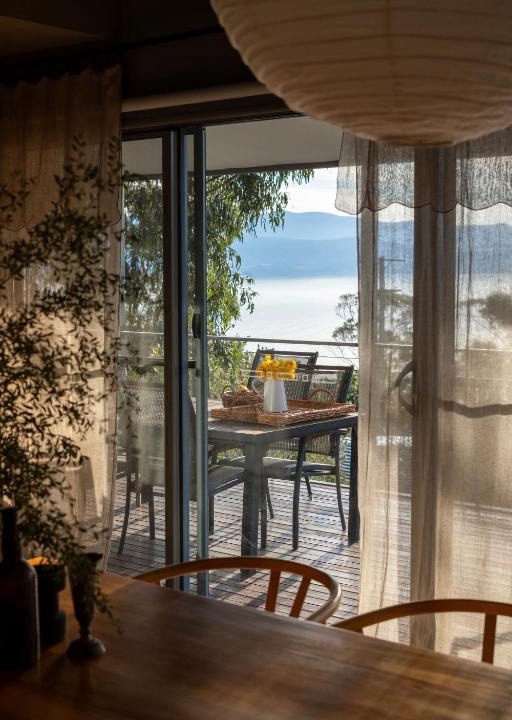 Dennes Point House | Your Bruny Island Beach Getaway