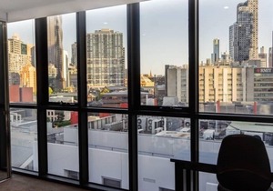 1014 Luxury Apt in Melbourne CBD with free parking in Carlton