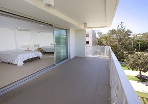 19 Hume Parade unit 2 Currimundi QLD
