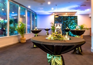 4-Star Hotel ∙ Holiday Inn Sydney Airport, an IHG Hotel in Mascot
