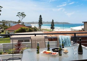 Beachfront Eight in Mollymook