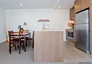 Brunswick 2 bedrooms w/ Air Conditioning + Balcony in Melbourne