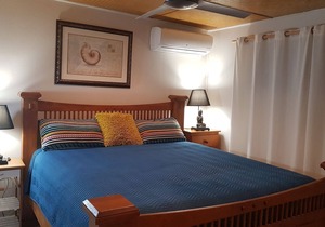 Mudjimba Cottage - pets allowed inside & 300 m to the beach in Mudjimba