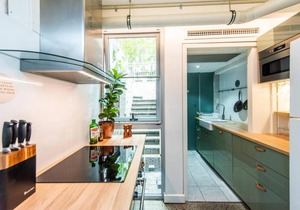Stylish Room - Enjoy City Views on Rooftop Terrace