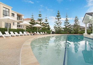The Sands 2/20 Pacific Parade Opposite beach plus Air in Yamba