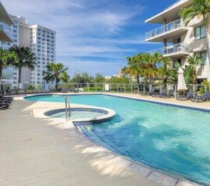 Swell Resort 