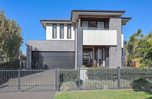 Shell Cove House | 1 1/2 hrs South of Sydney - up to 8 Adults - Brand new