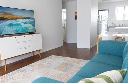 Evans Head House | 1-45 Beech Street, Freshly updated coastal apartment steps from Main Beach