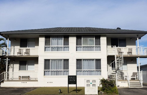 Evans Head House | 1-45 Beech Street, Freshly updated coastal apartment steps from Main Beach