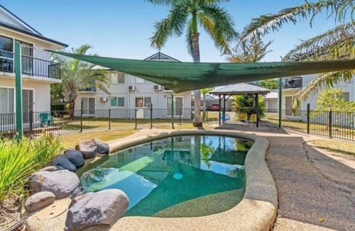 West End Apartment | 1 Bed Apartment on Henry
