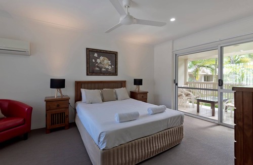 Port Douglas Apartment | 1 Bedroom Fully Self Contained Townhouse in Port Douglas!