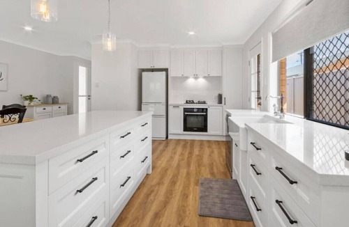 Currimundi House | 15 Croydon Av · Divine designer home 5min walk to Currimundi Beach